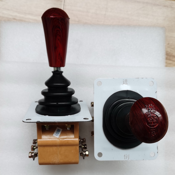 Qingdao Promising FLAND EL45 Electric Wheel Loader Forward Reverse Toggle Switch - Käigukang - Rataslaadur: pilt 2 Qingdao Promising FLAND EL45 Electric Wheel Loader Forward Reverse Toggle Switch - Käigukang - Rataslaadur: pilt 2