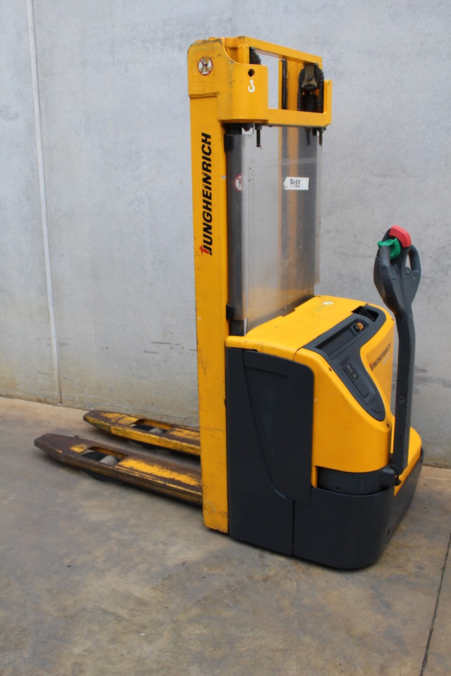 Jungheinrich EJC 212 330 ZT - Virnastaja: pilt 1 Jungheinrich EJC 212 330 ZT - Virnastaja: pilt 1