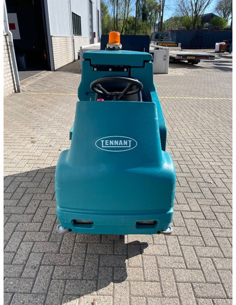 TENNANT 7100 - Tänavapühkimismasin: pilt 3 TENNANT 7100 - Tänavapühkimismasin: pilt 3