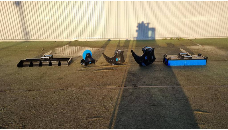 SE Equipment / Planeringsbalk / Avjämningsbalk / A - Lisaseade - Ehitusmasinad: pilt 1 SE Equipment / Planeringsbalk / Avjämningsbalk / A - Lisaseade - Ehitusmasinad: pilt 1