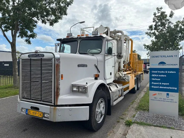 Freightliner 3 AXLE RIGID BODY chassis cabine - Kabiinišassiiga veoauto: pilt 3 Freightliner 3 AXLE RIGID BODY chassis cabine - Kabiinišassiiga veoauto: pilt 3