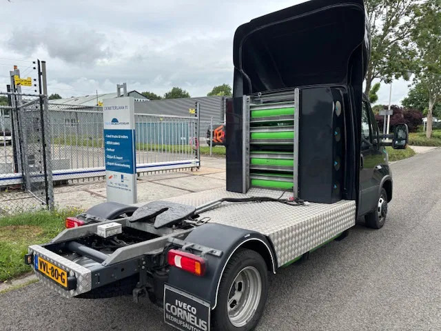 Iveco 35C14G Daily BE trekker 3.0 v.v. CNG gas - Sadulveok: pilt 5 Iveco 35C14G Daily BE trekker 3.0 v.v. CNG gas - Sadulveok: pilt 5