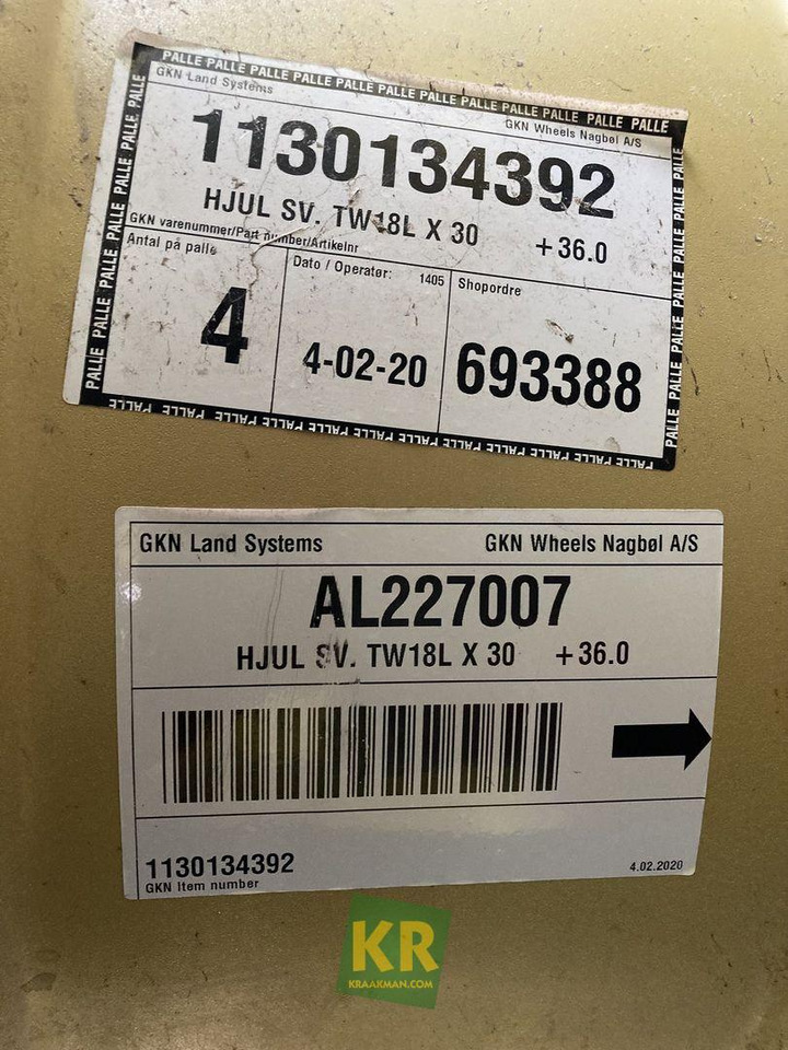 18 X 30 velg John Deere - Komplektne ratas - Põllutööseade: pilt 2 18 X 30 velg John Deere - Komplektne ratas - Põllutööseade: pilt 2