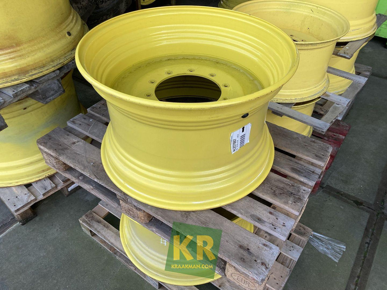 18 X 30 velg John Deere - Komplektne ratas - Põllutööseade: pilt 1 18 X 30 velg John Deere - Komplektne ratas - Põllutööseade: pilt 1