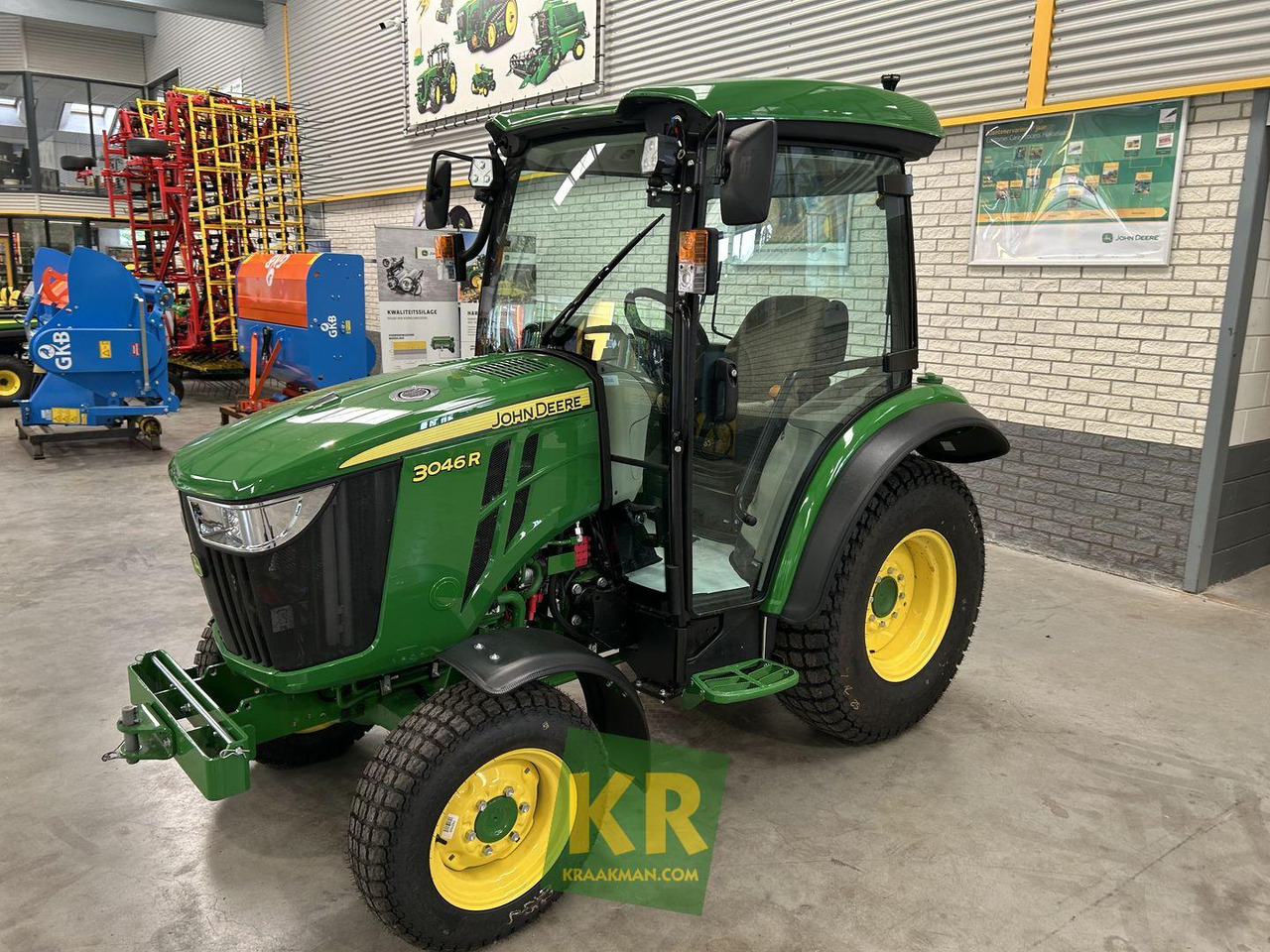 3046R John Deere - Väiketraktor: pilt 2 3046R John Deere - Väiketraktor: pilt 2