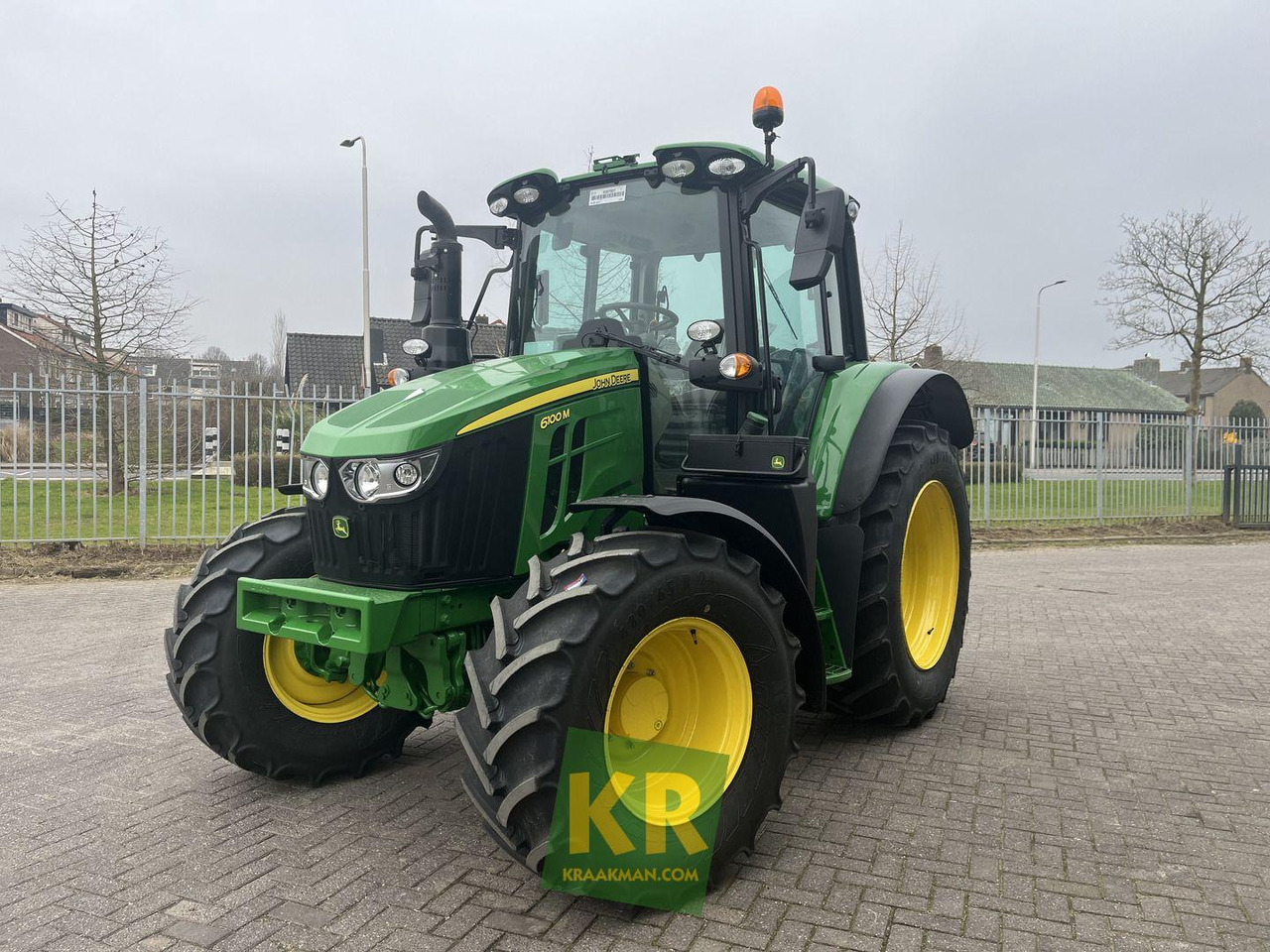 6100M John Deere - Traktor: pilt 2 6100M John Deere - Traktor: pilt 2