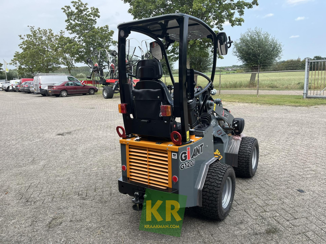 G1200 Giant - Minilaadur: pilt 4 G1200 Giant - Minilaadur: pilt 4