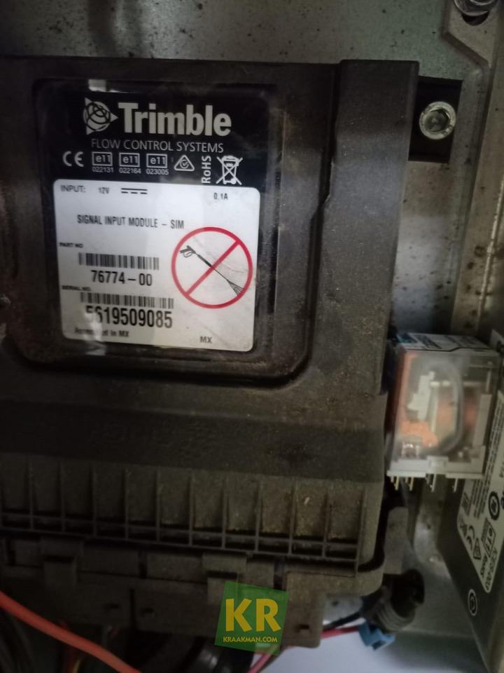 Geoswitch Trimble - Elektrisüsteem - Põllutööseade: pilt 3 Geoswitch Trimble - Elektrisüsteem - Põllutööseade: pilt 3