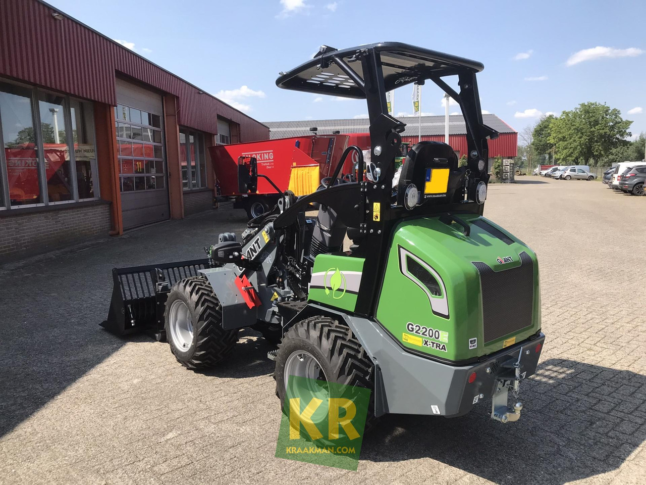 Giant G2200E - Minilaadur: pilt 4 Giant G2200E - Minilaadur: pilt 4