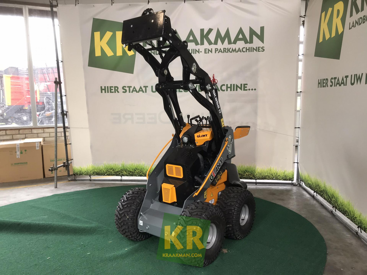 Giant SK252D - Kompaktlaadur: pilt 5 Giant SK252D - Kompaktlaadur: pilt 5