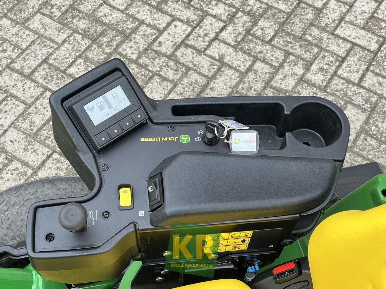 Uus Muruniiduk John Deere 2750 E-CUT HYBRID: pilt 7