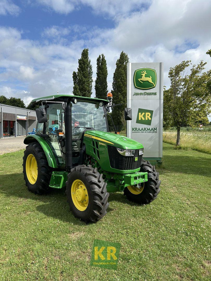 John Deere 5058E - Traktor: pilt 3 John Deere 5058E - Traktor: pilt 3