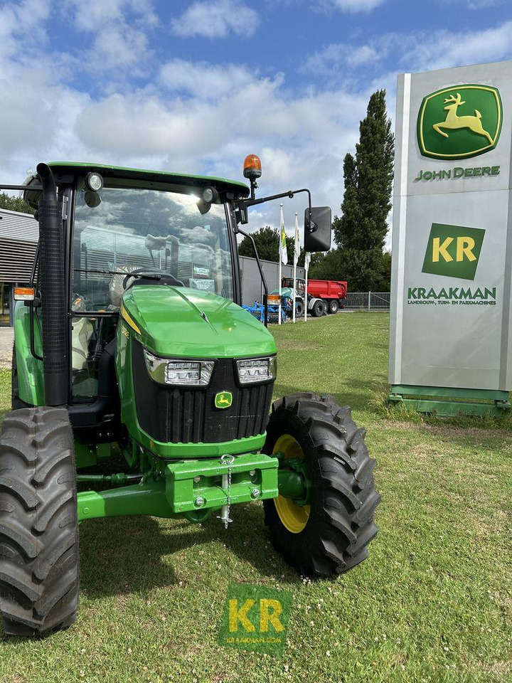 John Deere 5058E - Traktor: pilt 2 John Deere 5058E - Traktor: pilt 2