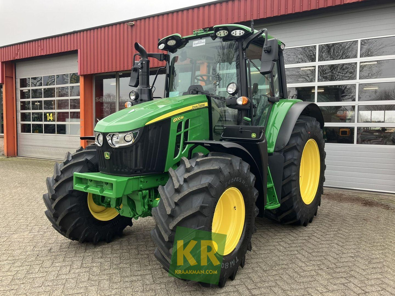 John Deere 6100M - Traktor: pilt 1 John Deere 6100M - Traktor: pilt 1