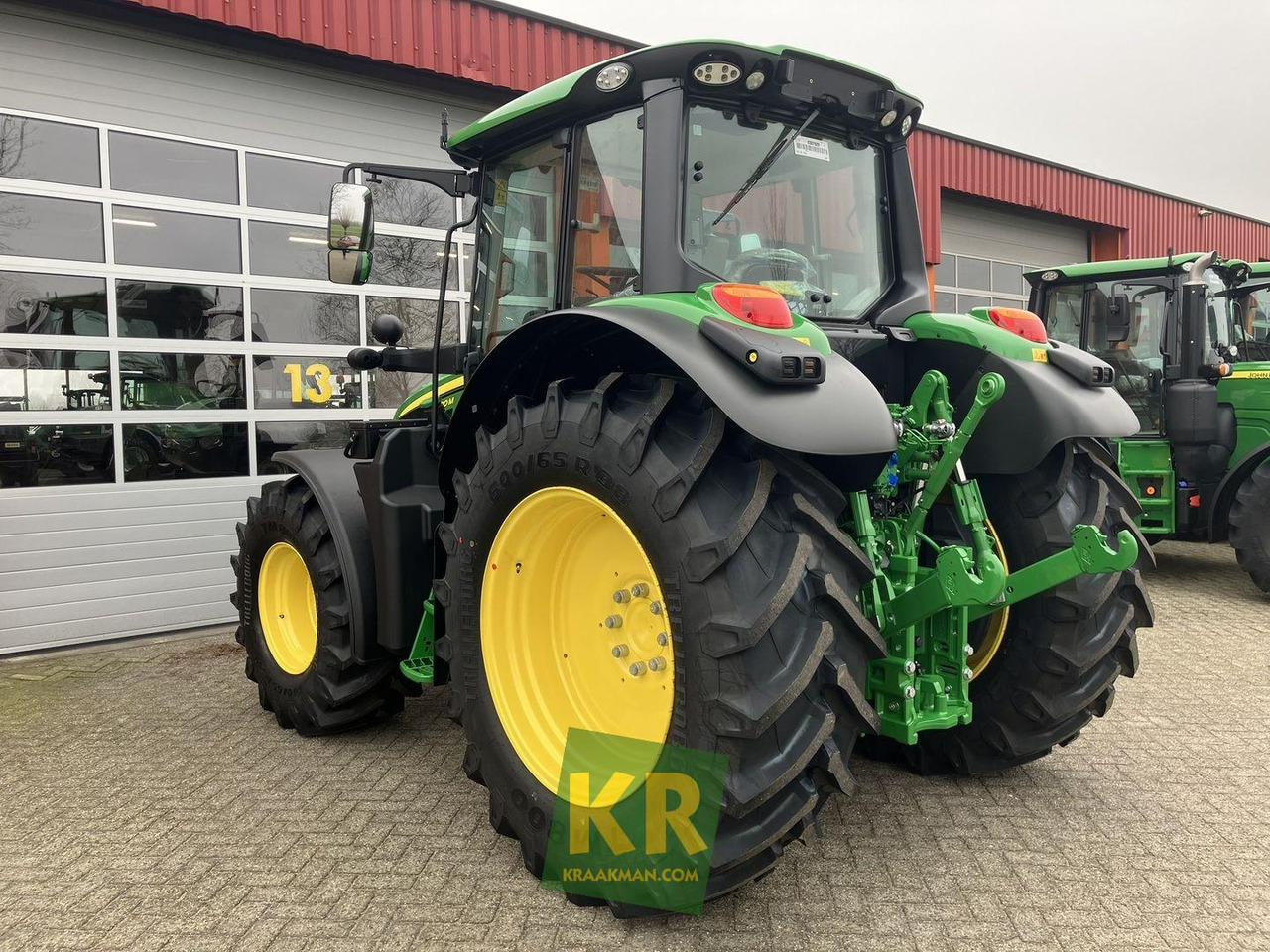 John Deere 6100M - Traktor: pilt 5 John Deere 6100M - Traktor: pilt 5