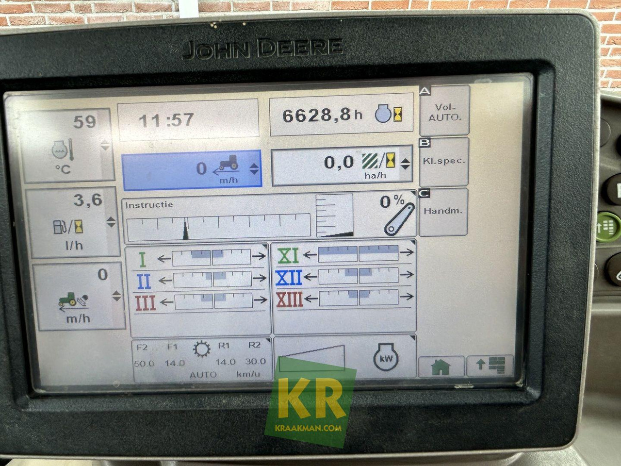 John Deere 6210R - Traktor: pilt 5 John Deere 6210R - Traktor: pilt 5