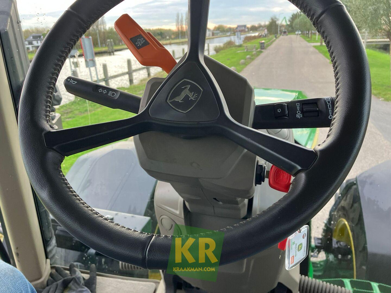 John Deere 7R 350 - Traktor: pilt 5 John Deere 7R 350 - Traktor: pilt 5
