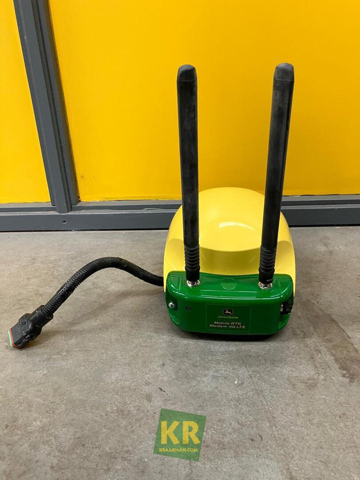 John Deere Starfire 6000 ontvanger - Juhtimissüsteem - Põllutööseade: pilt 2 John Deere Starfire 6000 ontvanger - Juhtimissüsteem - Põllutööseade: pilt 2