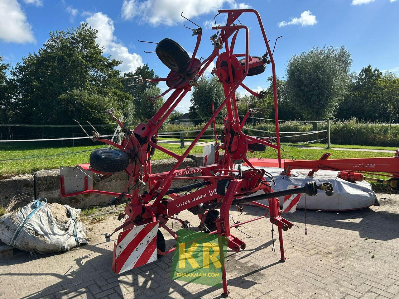 Lely Lotus 675 schudder - Kaarutaja/ Reha: pilt 5 Lely Lotus 675 schudder - Kaarutaja/ Reha: pilt 5