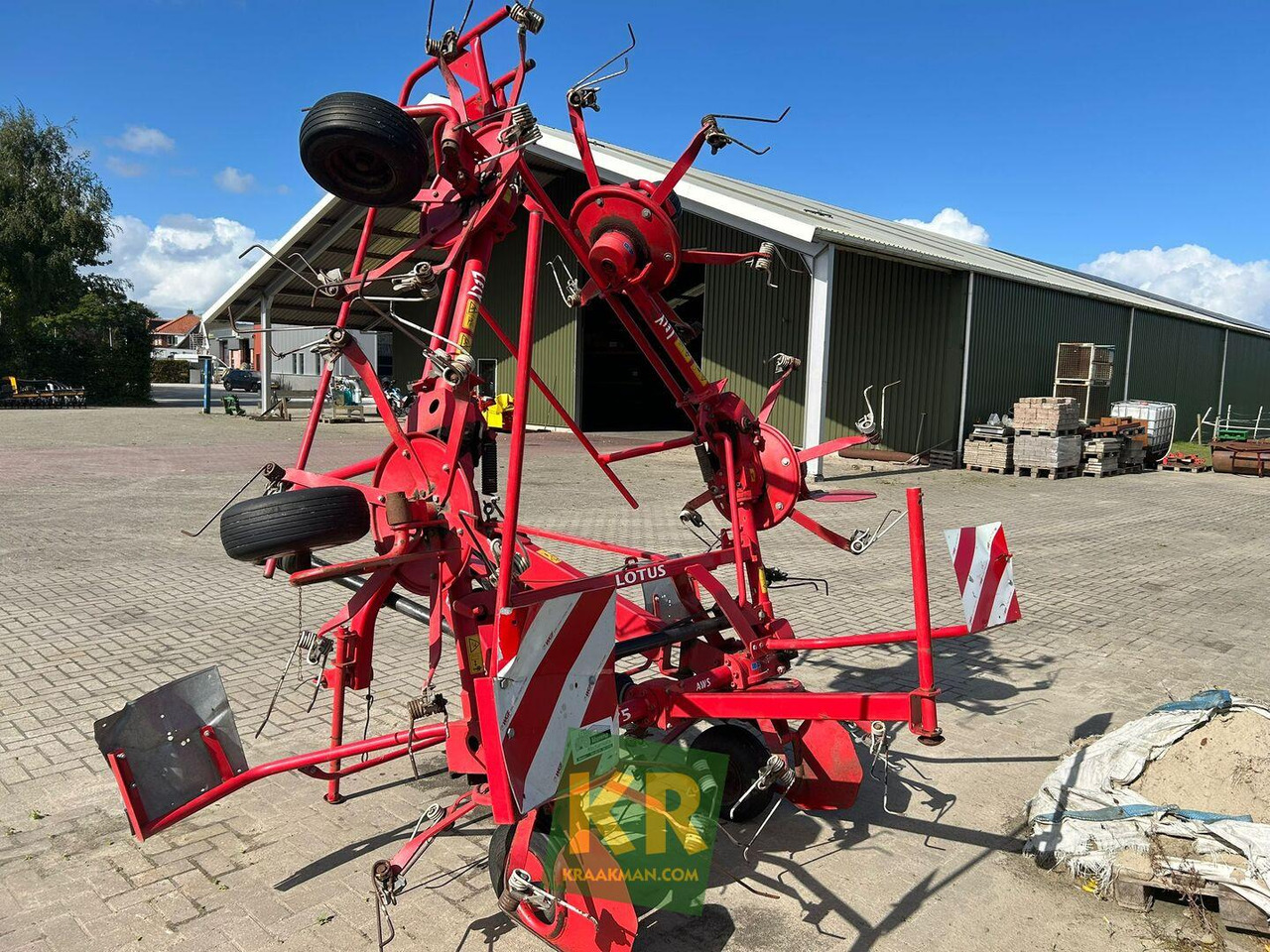Lely Lotus 675 schudder - Kaarutaja/ Reha: pilt 2 Lely Lotus 675 schudder - Kaarutaja/ Reha: pilt 2