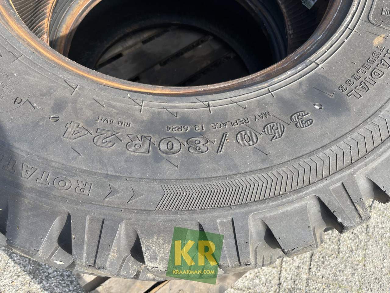 Onbekend merk Nokian 360/80R24 Tri 2 - Rehv - Põllutööseade: pilt 3 Onbekend merk Nokian 360/80R24 Tri 2 - Rehv - Põllutööseade: pilt 3