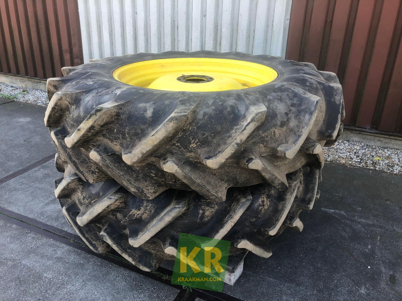 Pirelli PLOEGBAND 18.4R38 - Rehv - Põllutööseade: pilt 2 Pirelli PLOEGBAND 18.4R38 - Rehv - Põllutööseade: pilt 2