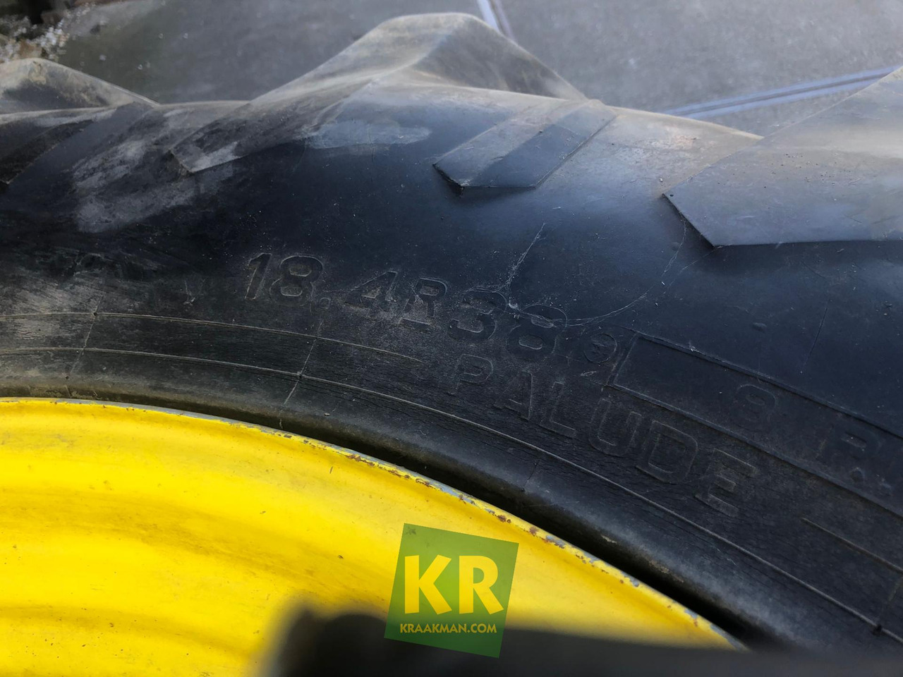 Pirelli PLOEGBAND 18.4R38 - Rehv - Põllutööseade: pilt 4 Pirelli PLOEGBAND 18.4R38 - Rehv - Põllutööseade: pilt 4