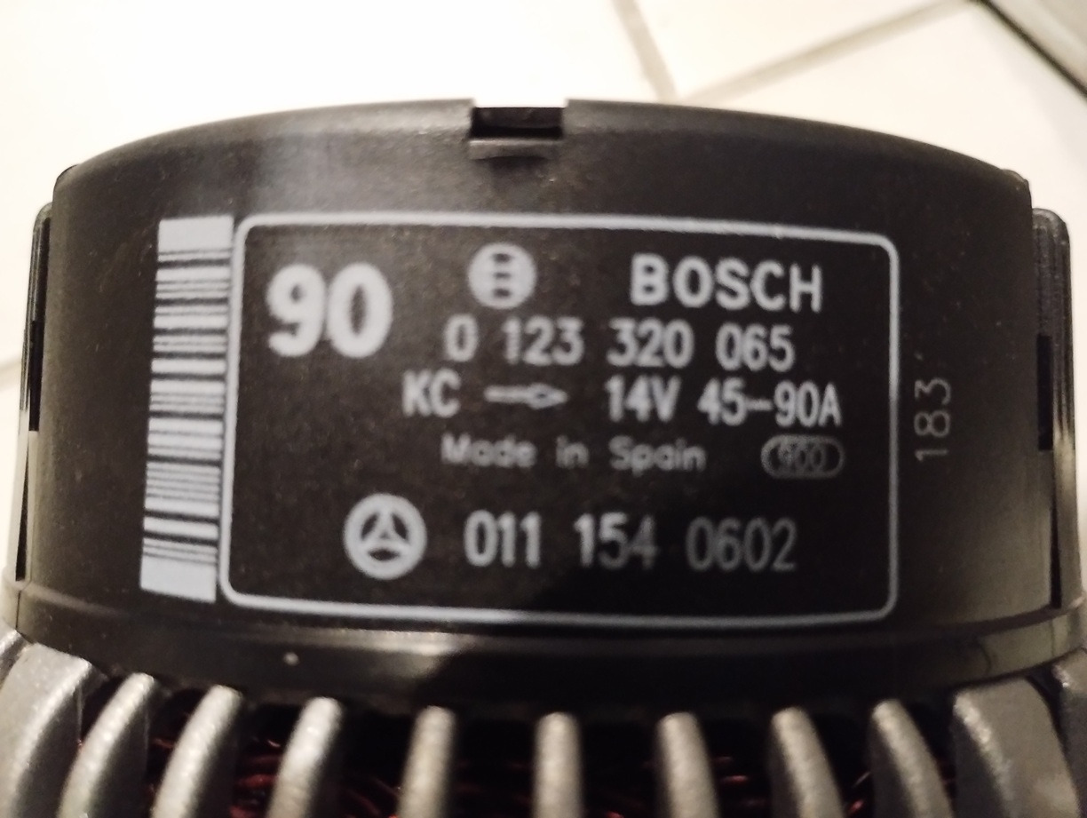 Alternator Mercedes 0111540602 0123320065 90A BOSCH SPRINTER 901 902 903 904 C KLASA - Generaator - Buss: pilt 3 Alternator Mercedes 0111540602 0123320065 90A BOSCH SPRINTER 901 902 903 904 C KLASA - Generaator - Buss: pilt 3