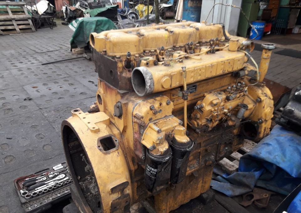 Blok Silnika LIEBHERR D904 D 904 NA 904 T CZĘŚCI WAŁ KORBOWY GŁOWICA TŁOK - Silindriplokk - Ehitusmasinad: pilt 1 Blok Silnika LIEBHERR D904 D 904 NA 904 T CZĘŚCI WAŁ KORBOWY GŁOWICA TŁOK - Silindriplokk - Ehitusmasinad: pilt 1