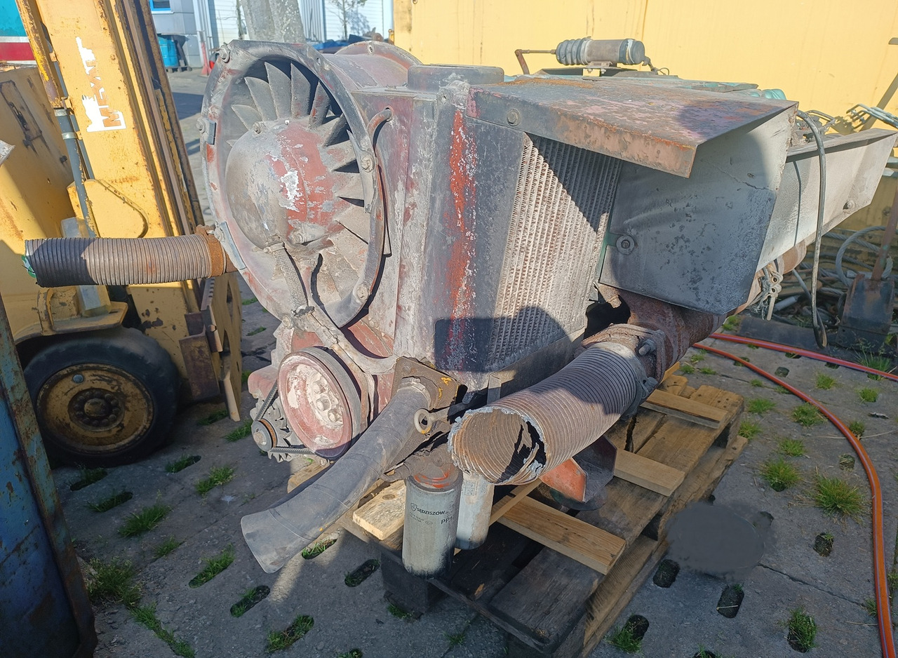 DEUTZ F 10 L 413 F F10L413F 256 HP / 305 HP - Mootor ja varuosad - Tööstusmasin: pilt 3 DEUTZ F 10 L 413 F F10L413F 256 HP / 305 HP - Mootor ja varuosad - Tööstusmasin: pilt 3