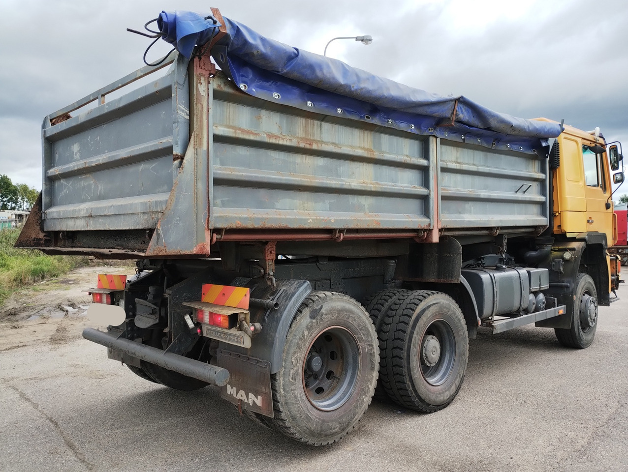 MAN F90 19-372 6X4 - 4 - Kallurauto: pilt 4 MAN F90 19-372 6X4 - 4 - Kallurauto: pilt 4