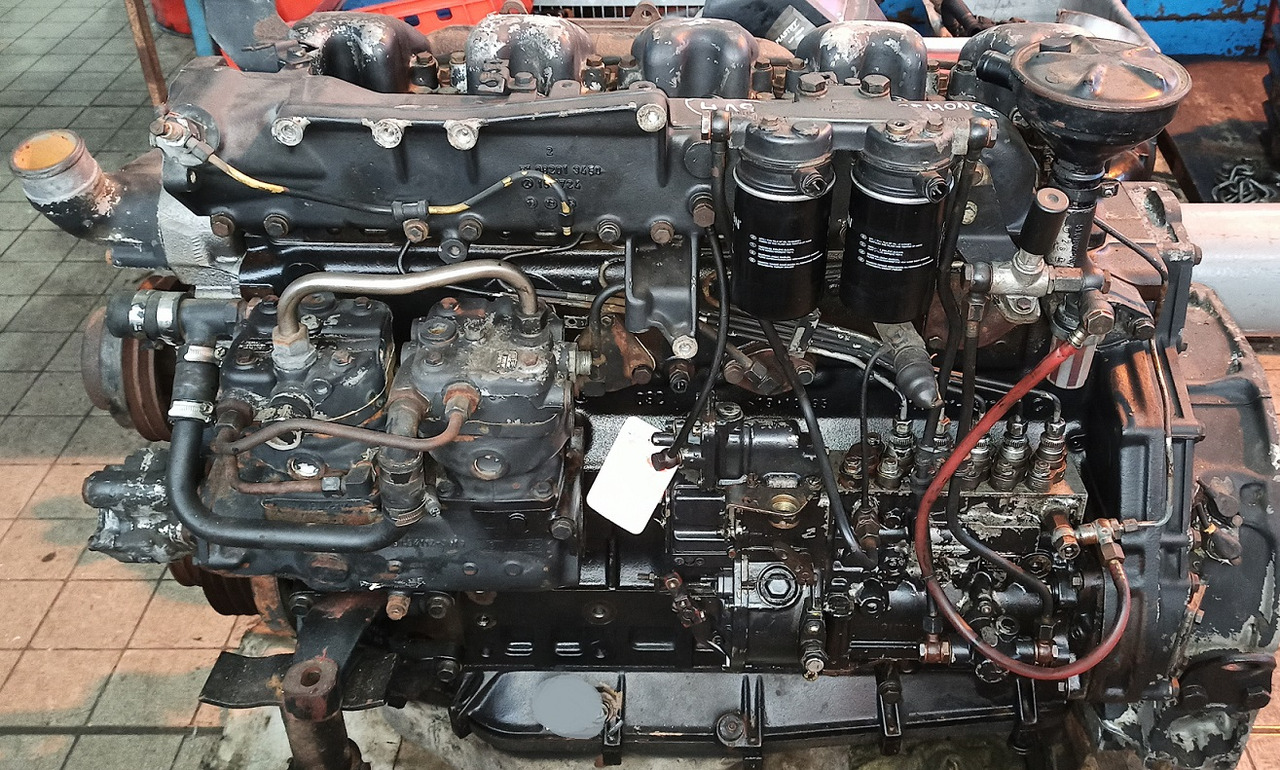 MAN F90 F2000 SILNIK ENGINE MAN D2865 320 HP - Mootor: pilt 1 MAN F90 F2000 SILNIK ENGINE MAN D2865 320 HP - Mootor: pilt 1