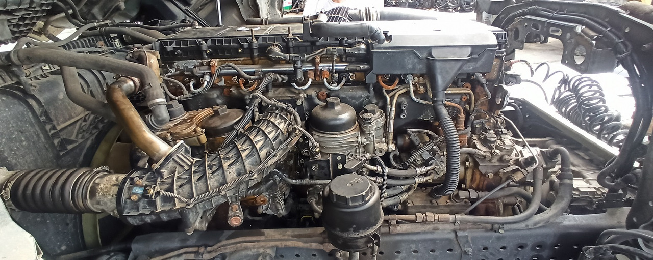 MERCEDES-BENZ OM471 ACTROS MP4 - Mootori pea - Veoauto: pilt 1 MERCEDES-BENZ OM471 ACTROS MP4 - Mootori pea - Veoauto: pilt 1