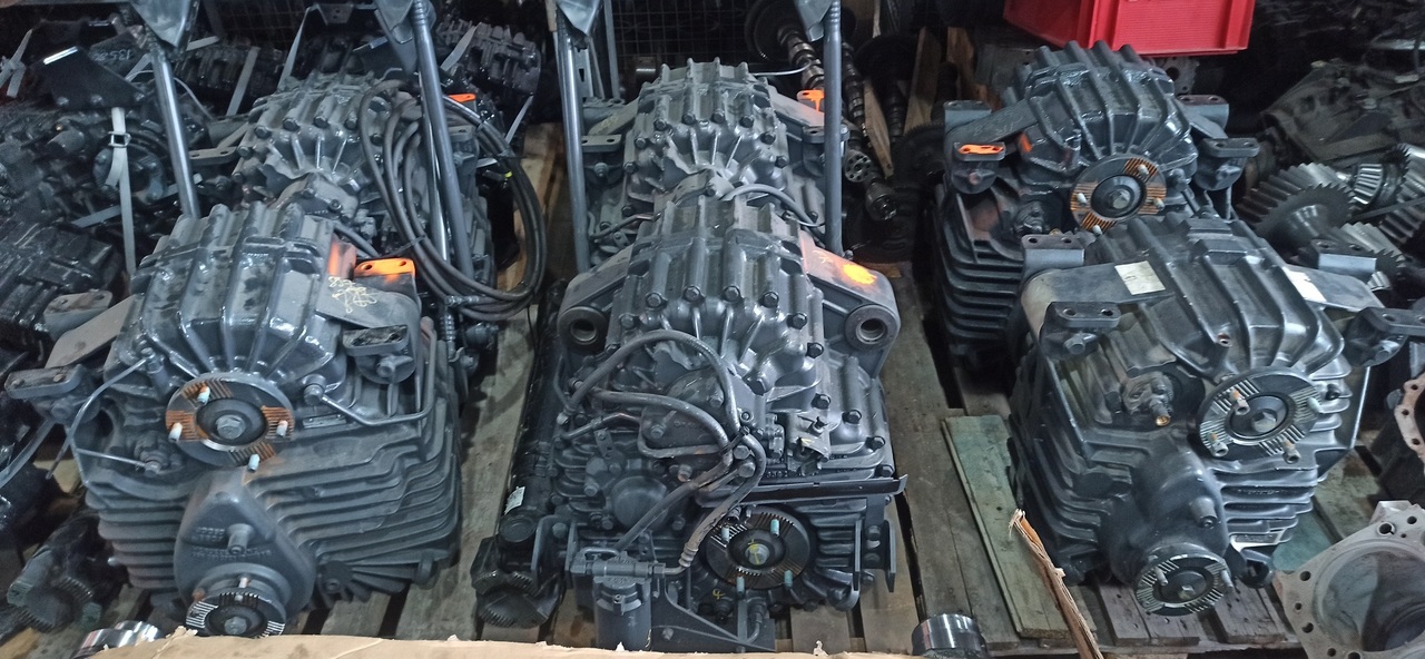 MERCEDES-BENZ VG 2400 VG2400 3W ACTROS 4X4 8X6 8X8 - Jõuülekanne - Veoauto: pilt 3 MERCEDES-BENZ VG 2400 VG2400 3W ACTROS 4X4 8X6 8X8 - Jõuülekanne - Veoauto: pilt 3