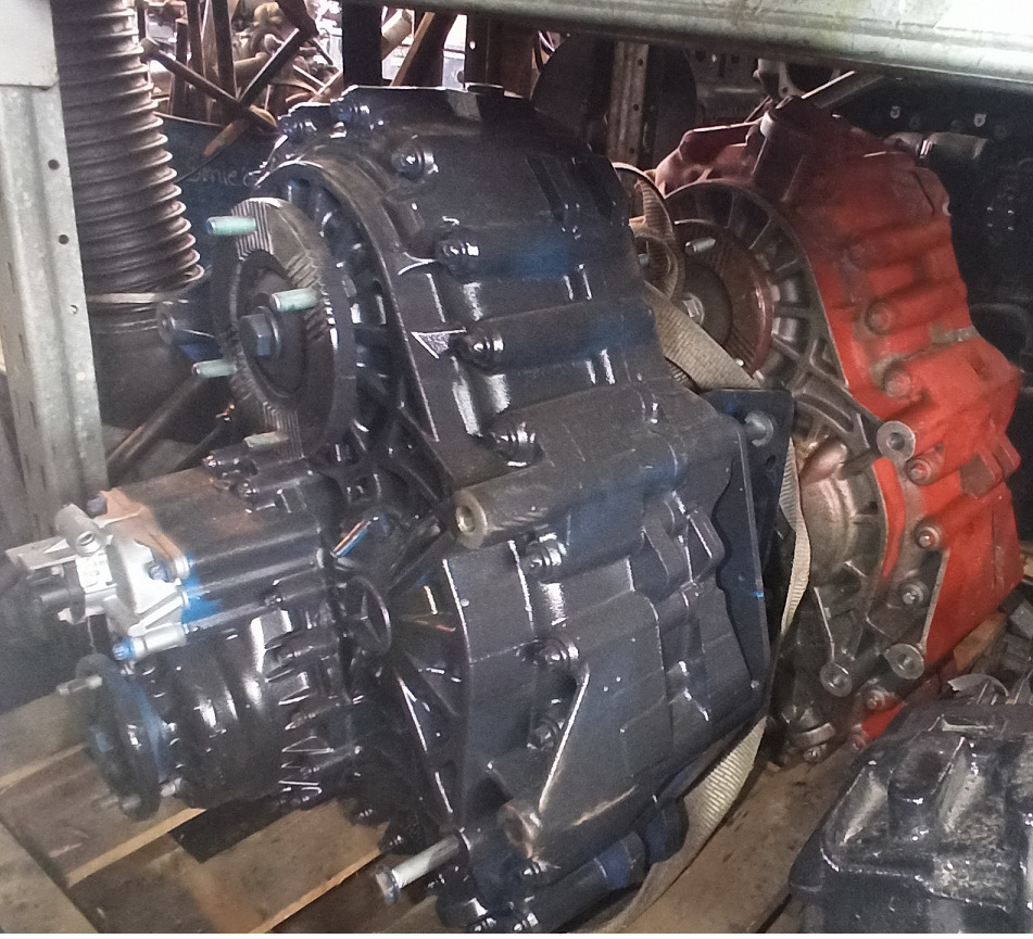 MERCEDES-BENZ VG3000 VG 3000 AROCS ACTROS 4x4 6x6 8x6 8x8 - Jõuülekanne - Veoauto: pilt 1 MERCEDES-BENZ VG3000 VG 3000 AROCS ACTROS 4x4 6x6 8x6 8x8 - Jõuülekanne - Veoauto: pilt 1