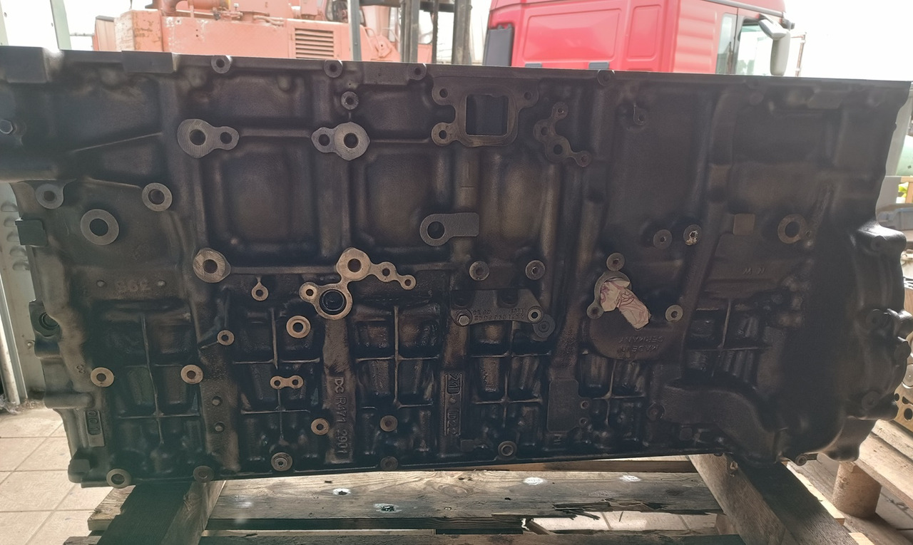 Mercedes Actroc MP4 MP5 OM471 471 926 Engine Block - Silindriplokk: pilt 2 Mercedes Actroc MP4 MP5 OM471 471 926 Engine Block - Silindriplokk: pilt 2