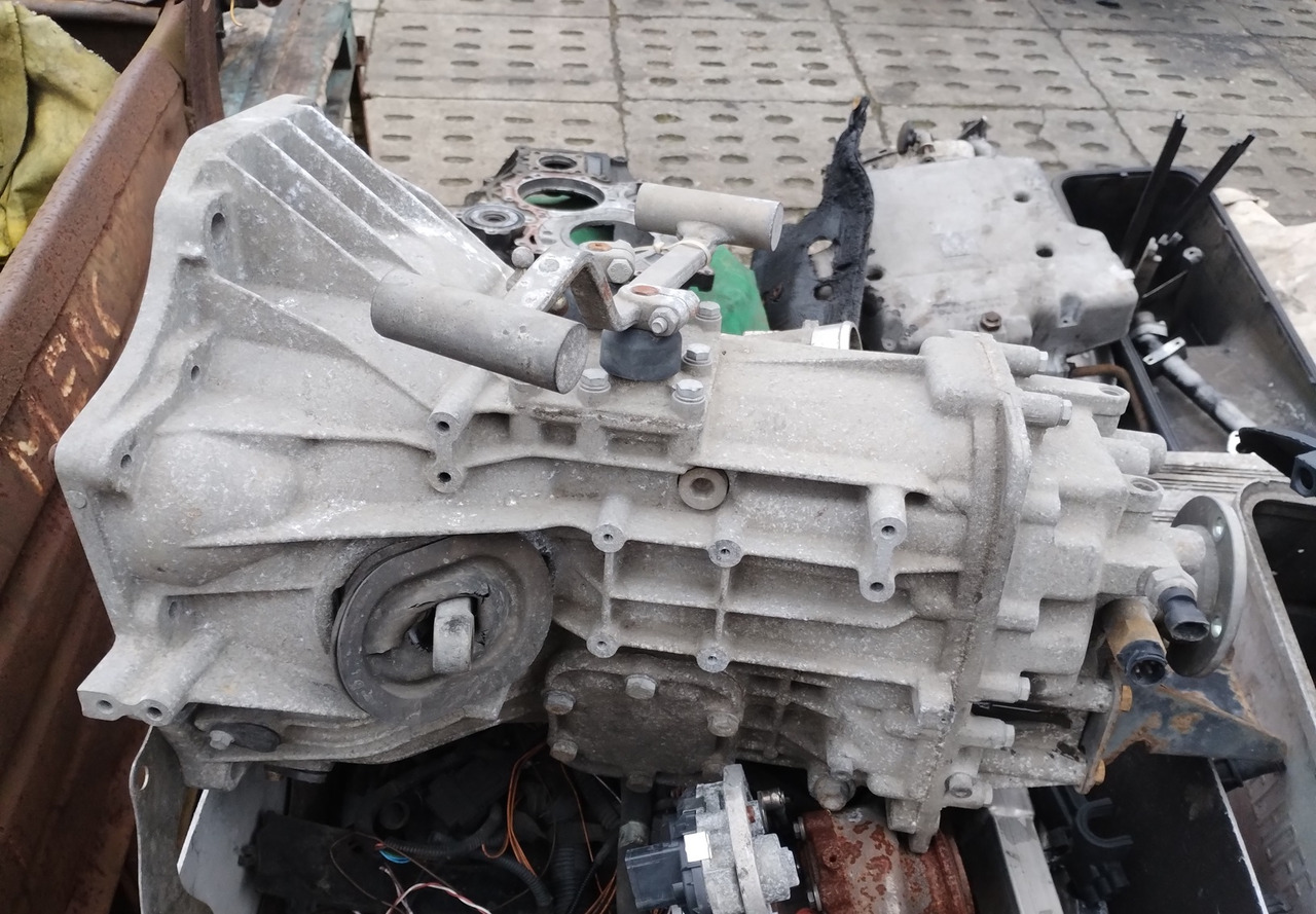 SKRZYNIA BIEGÓW IVECO DAILY 06-11 5S-300 8872447 - Käigukast - Tarbesõiduk: pilt 1 SKRZYNIA BIEGÓW IVECO DAILY 06-11 5S-300 8872447 - Käigukast - Tarbesõiduk: pilt 1