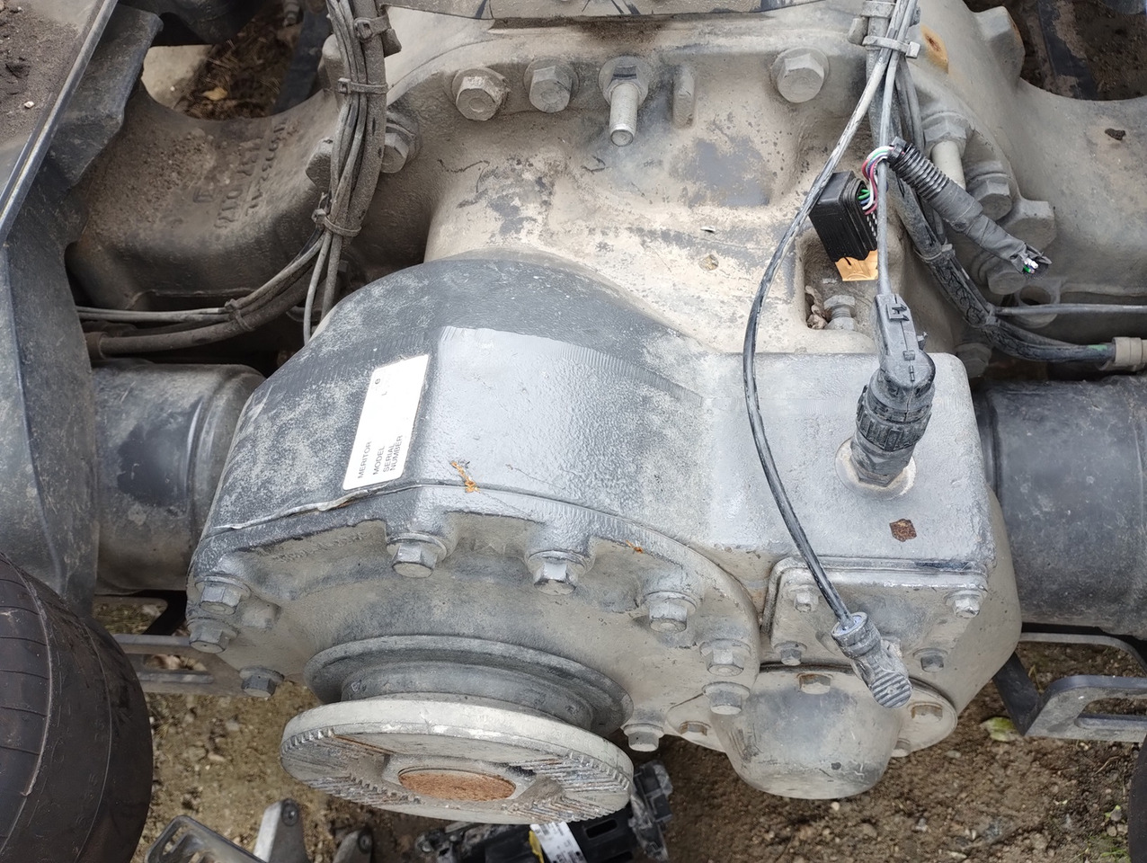 Volvo Rear axle differential LIFTING AXLE FH 500 FH 550 8x4 6x4 RTS2370A MS15VE 2.83 - Telg ja varuosad: pilt 2 Volvo Rear axle differential LIFTING AXLE FH 500 FH 550 8x4 6x4 RTS2370A MS15VE 2.83 - Telg ja varuosad: pilt 2