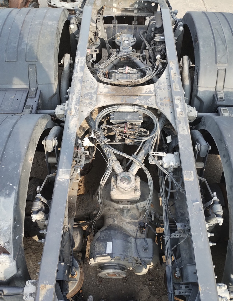 Volvo Rear axle differential LIFTING AXLE FH 500 FH 550 8x4 6x4 RTS2370A MS15VE 2.83 - Telg ja varuosad: pilt 3 Volvo Rear axle differential LIFTING AXLE FH 500 FH 550 8x4 6x4 RTS2370A MS15VE 2.83 - Telg ja varuosad: pilt 3