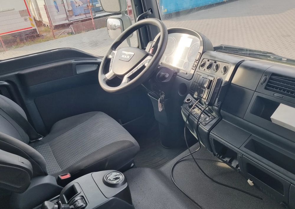 MAN TGM 18 340 - Prügiauto: pilt 5 MAN TGM 18 340 - Prügiauto: pilt 5