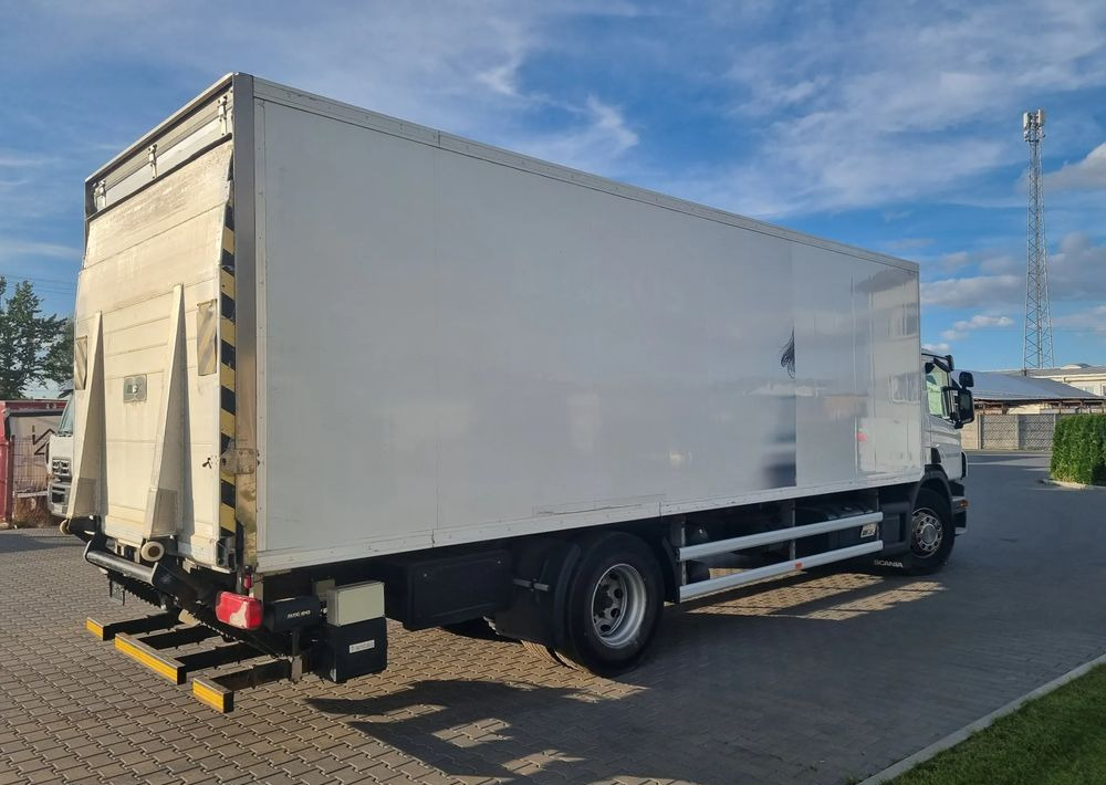 Scania P400 - Külmutiga veoauto: pilt 4 Scania P400 - Külmutiga veoauto: pilt 4