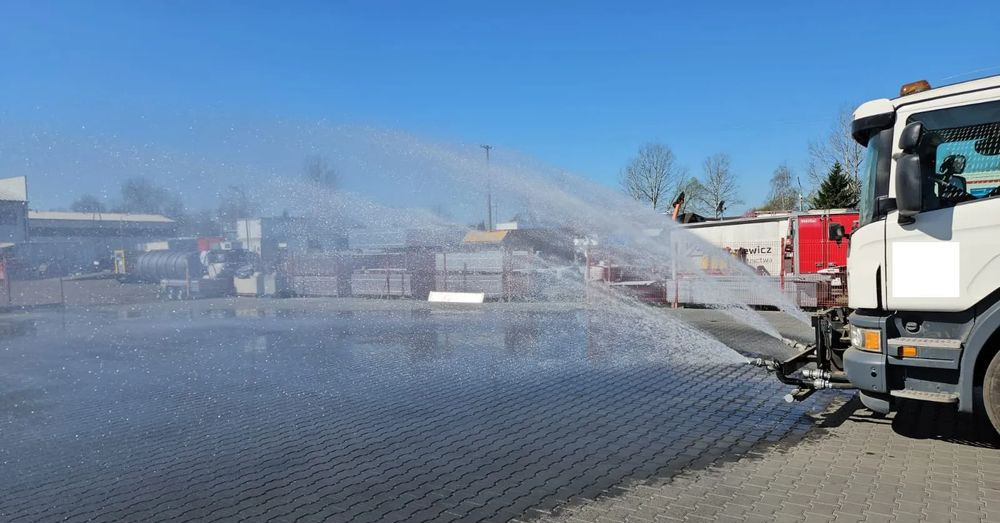 Scania SCANIA P360 Myjka drogowa - Prügiauto: pilt 2 Scania SCANIA P360 Myjka drogowa - Prügiauto: pilt 2