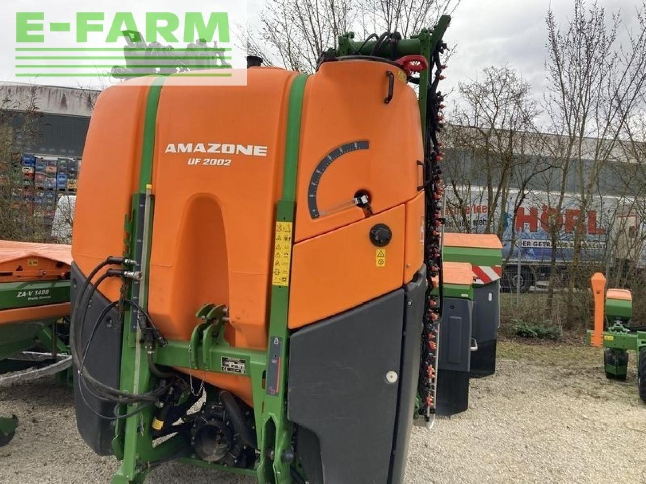 Amazone uf 2002, 25 cm düsenabstand - Traktorilt tõusev pritsija: pilt 1 Amazone uf 2002, 25 cm düsenabstand - Traktorilt tõusev pritsija: pilt 1