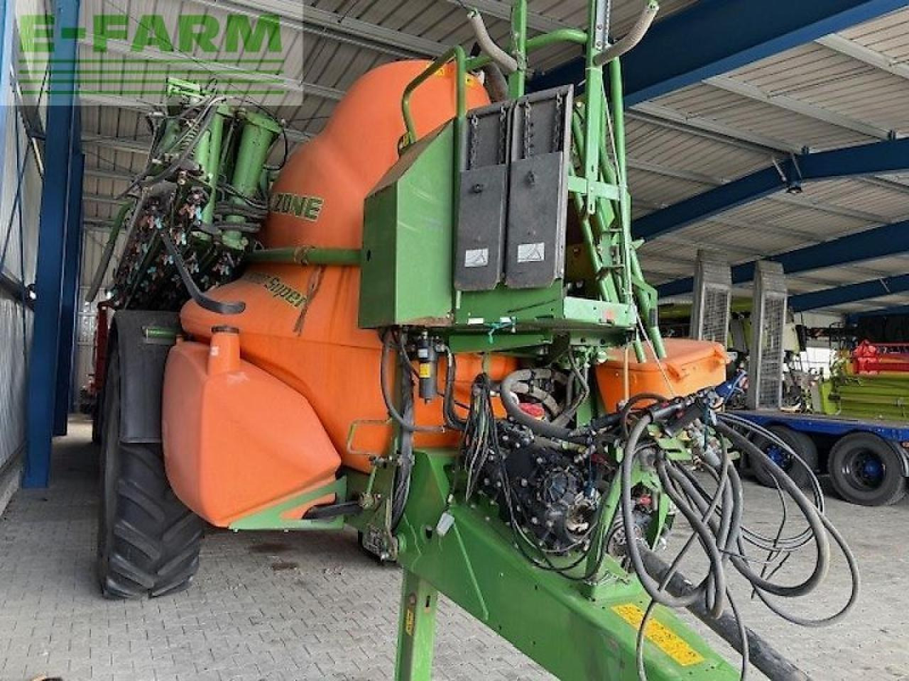Amazone ux 5200 super - Järelveetav pritsija: pilt 3 Amazone ux 5200 super - Järelveetav pritsija: pilt 3