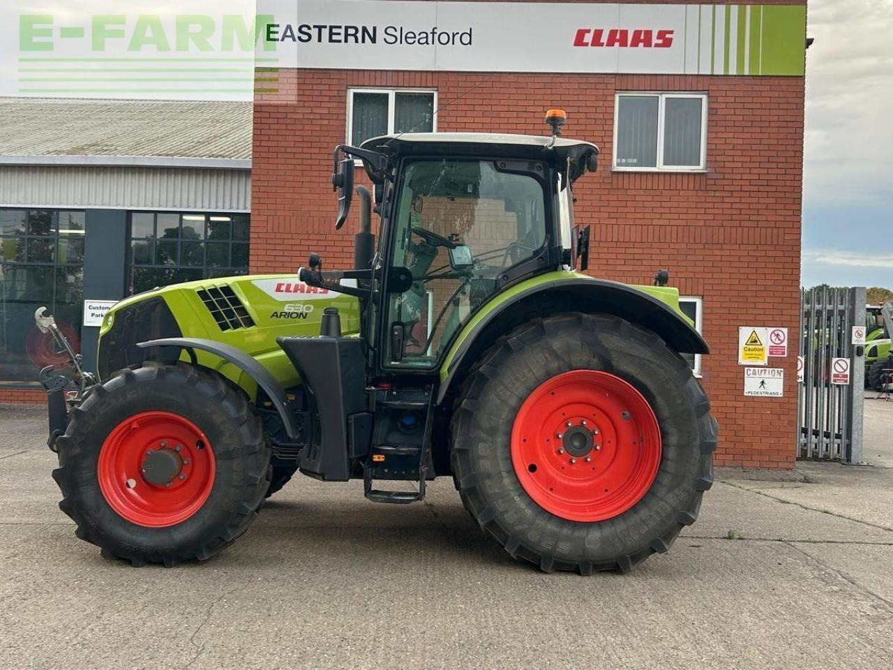 CLAAS ARION 630 HEXASHIFT - STAGE V CEBIS 50K HEXASHIFT CEBIS - Traktor: pilt 4 CLAAS ARION 630 HEXASHIFT - STAGE V CEBIS 50K HEXASHIFT CEBIS - Traktor: pilt 4