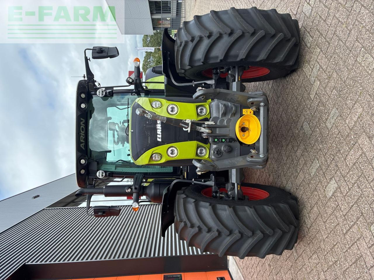 CLAAS ARION 630 St5 CMATIC CIS+ CMATIC CIS+ - Traktor: pilt 2 CLAAS ARION 630 St5 CMATIC CIS+ CMATIC CIS+ - Traktor: pilt 2