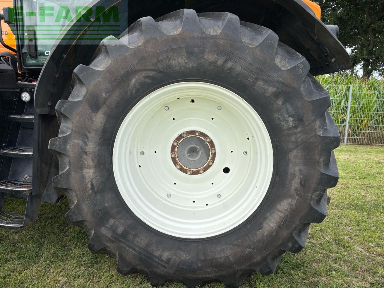 Traktor CLAAS AXION 920 with SCR: pilt 16