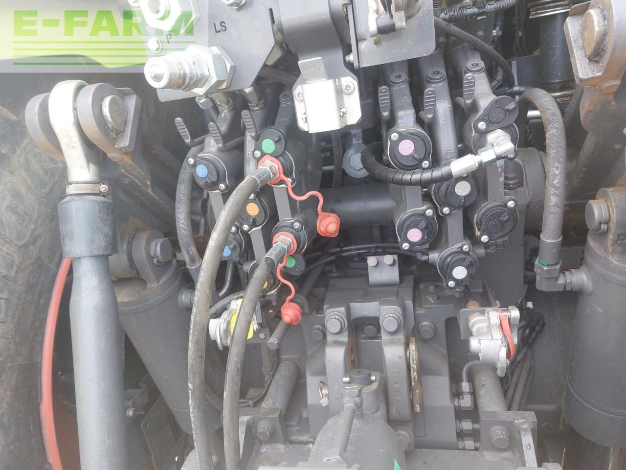 CLAAS Axion 960 - Traktor: pilt 5 CLAAS Axion 960 - Traktor: pilt 5