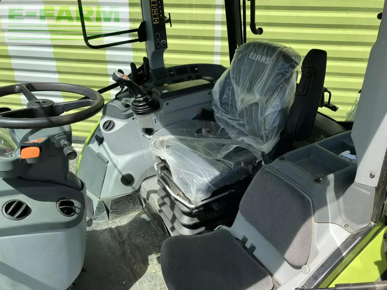 CLAAS arion 430 panoramic + fl 100 c - Traktor: pilt 3 CLAAS arion 430 panoramic + fl 100 c - Traktor: pilt 3