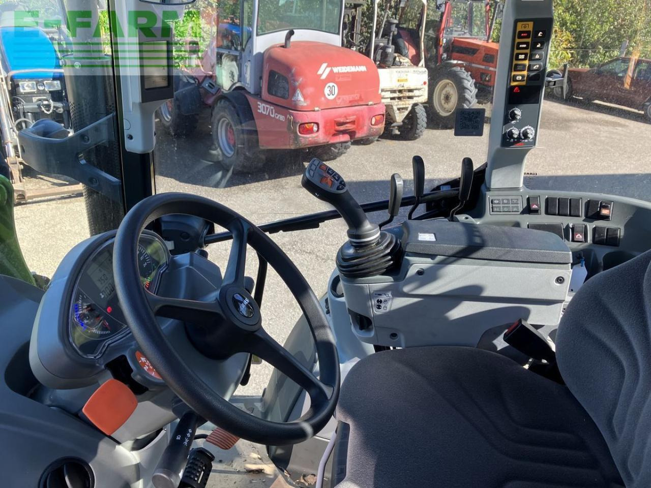 Traktor CLAAS arion 430 stage v (cis): pilt 7